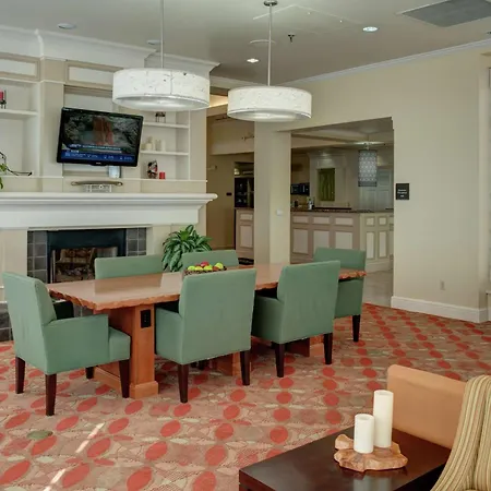 Hilton Garden Inn Tulsa Airport-2